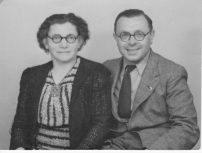 Sam and his mother, Yetta Witriol c1942 Southport